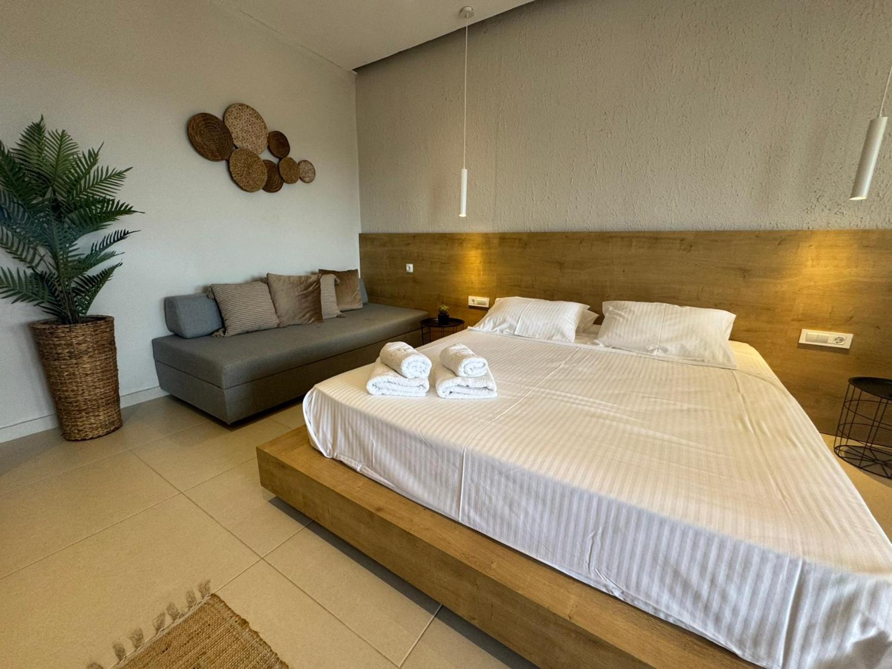 Eleftherias Suites - Near Beach Apartments Marathi  Exterior photo